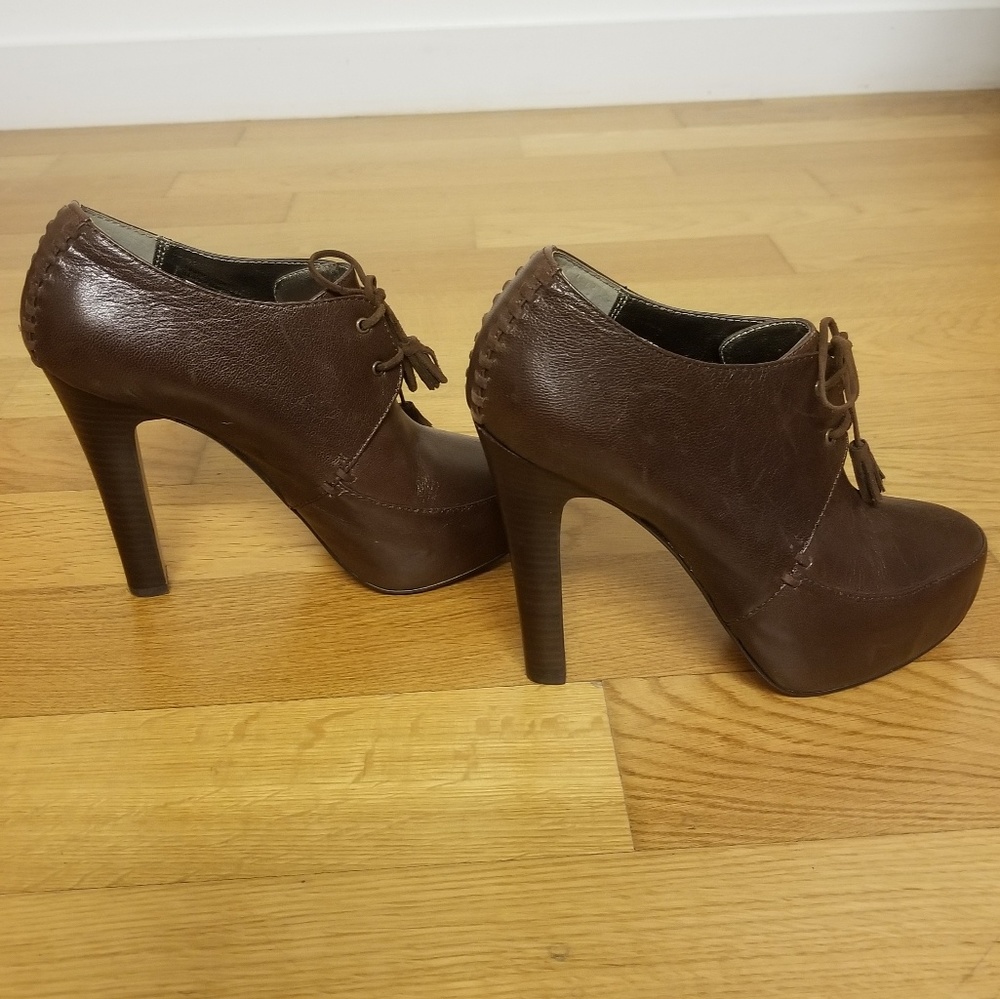 Never worn high heel platform shoes, size 6(36)